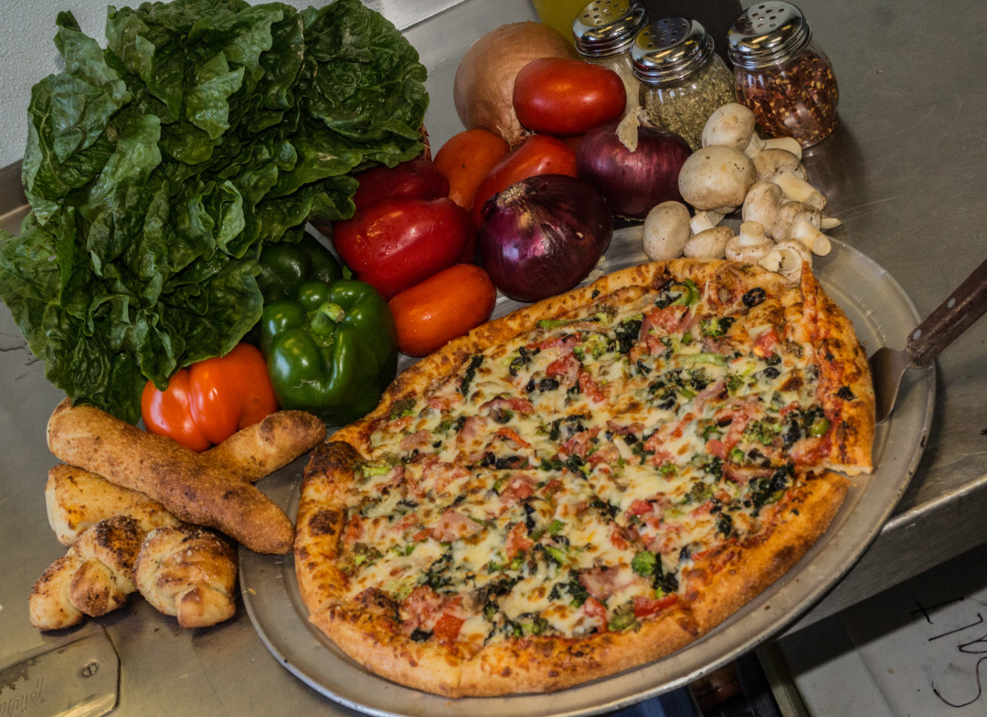 Tuscany Pizza Winter Park (Delicious pizza made from scratch)